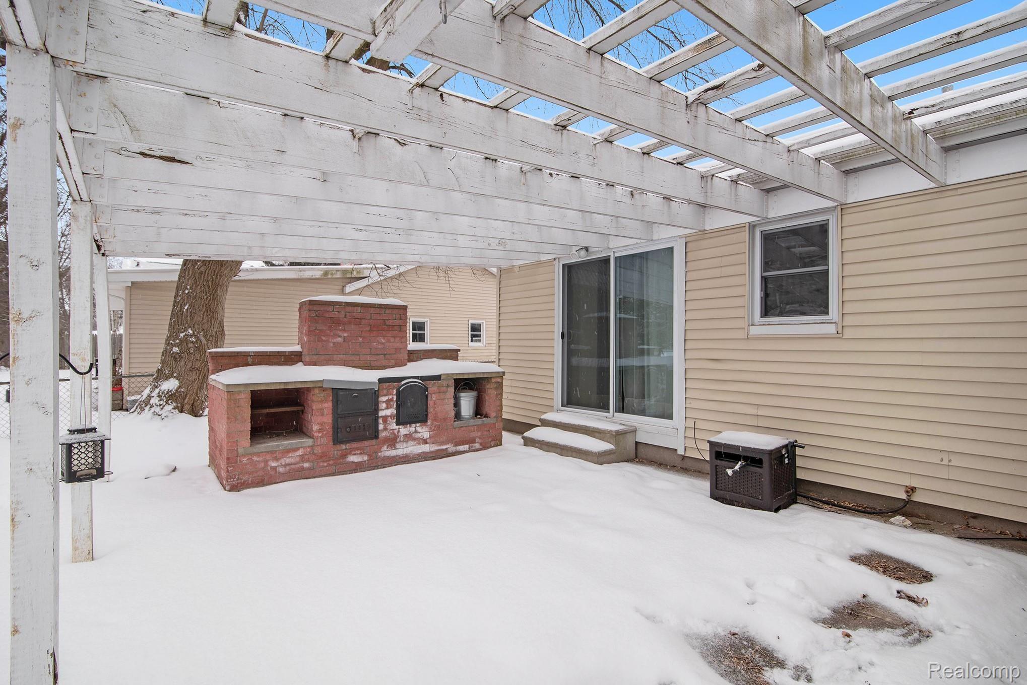 4450 Crosby Road Flint, MI 48506 - Photo 18 of 28 6.jpg