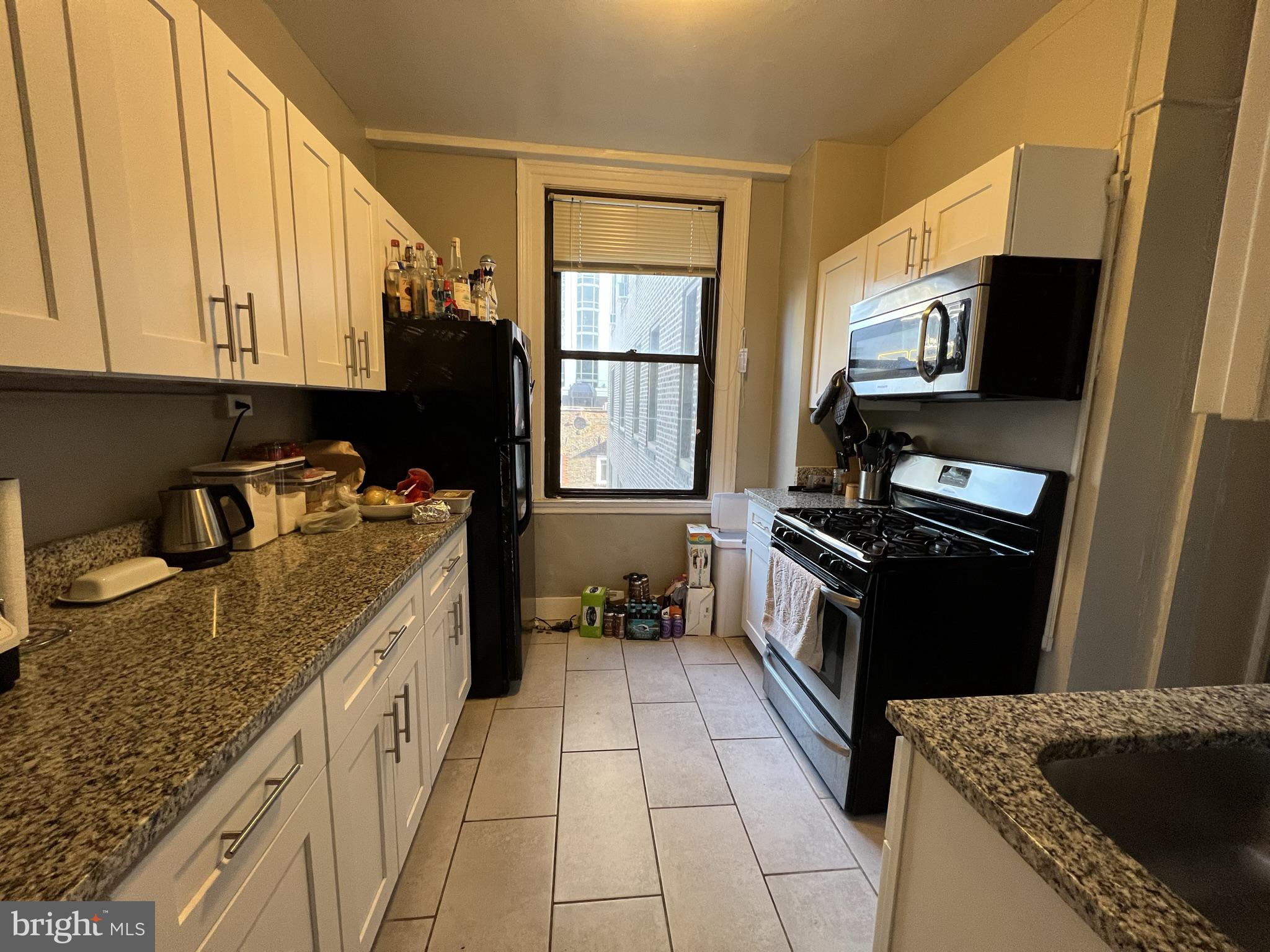 2031 Locust Street, Unit 202 Philadelphia, PA 19103 - Photo 4 of 14