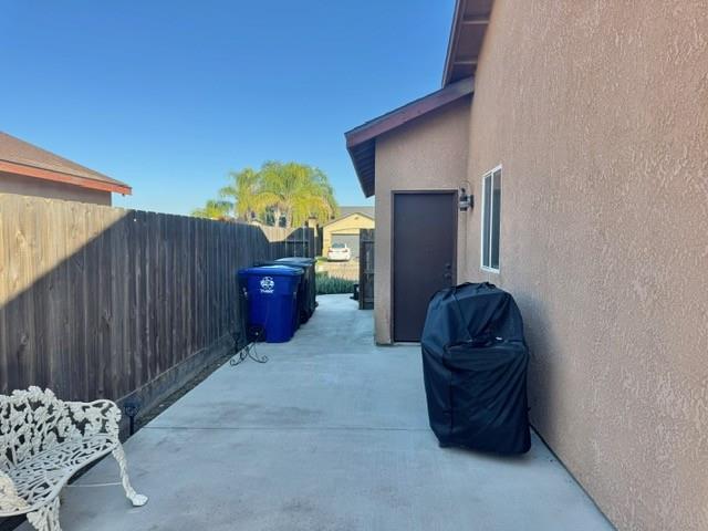 30639 Kit Fox Court Visalia, CA 93291 - Photo 16 of 16 a living room with furniture