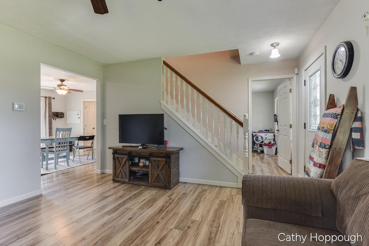 8152 Murphy Road Lyons, MI 48851 - Photo 4 of 70 8152_Murphy_CATHY-58