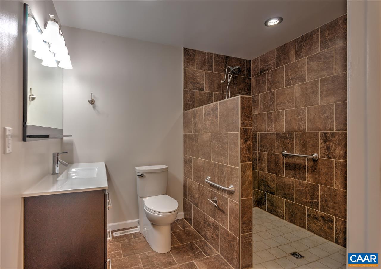4227 Echo Valley Road Barboursville, VA 22923 - Photo 16 of 38 Gallery Image 16