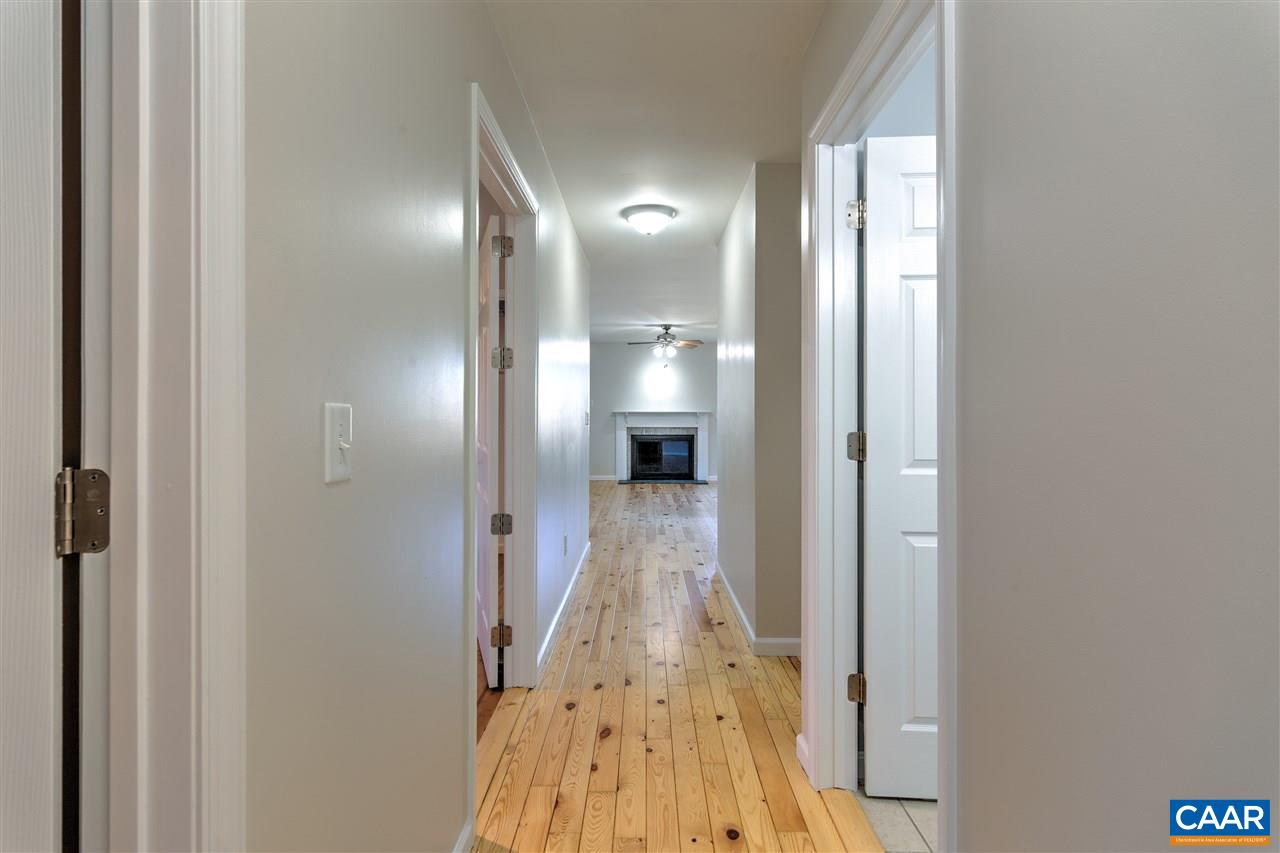 4227 Echo Valley Road Barboursville, VA 22923 - Photo 10 of 38 Gallery Image 10
