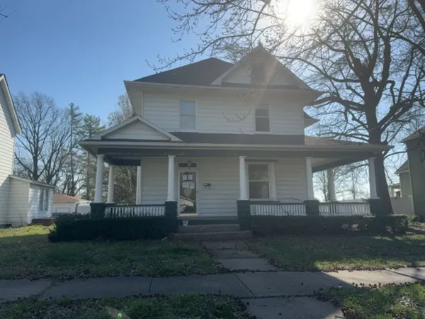 $105,000 | 410 South Market Street, Sparta, IL 62286