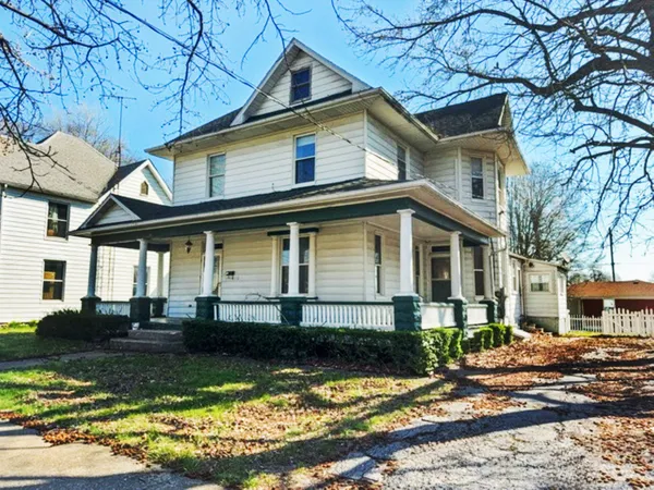 $99,900 | 410 South Market Street, Sparta, IL 62286