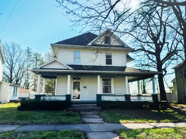 $99,900 | 410 South Market Street, Sparta, IL 62286