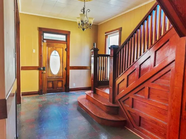 $99,900 | 410 South Market Street, Sparta, IL 62286