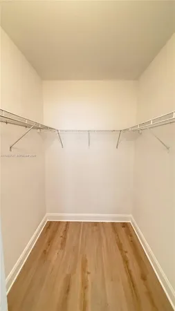 $2,000 | 1663 Southeast 27th Drive, Unit 102, Homestead, FL 33035