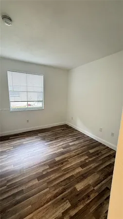 $2,000 | 1663 Southeast 27th Drive, Unit 102, Homestead, FL 33035