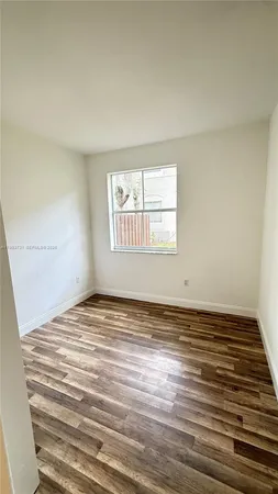 $2,000 | 1663 Southeast 27th Drive, Unit 102, Homestead, FL 33035