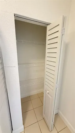 $2,000 | 1663 Southeast 27th Drive, Unit 102, Homestead, FL 33035