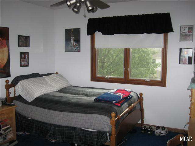 2412 Sandpiper Road Lambertville, MI 48144 - Photo 18 of 20 Bedroom