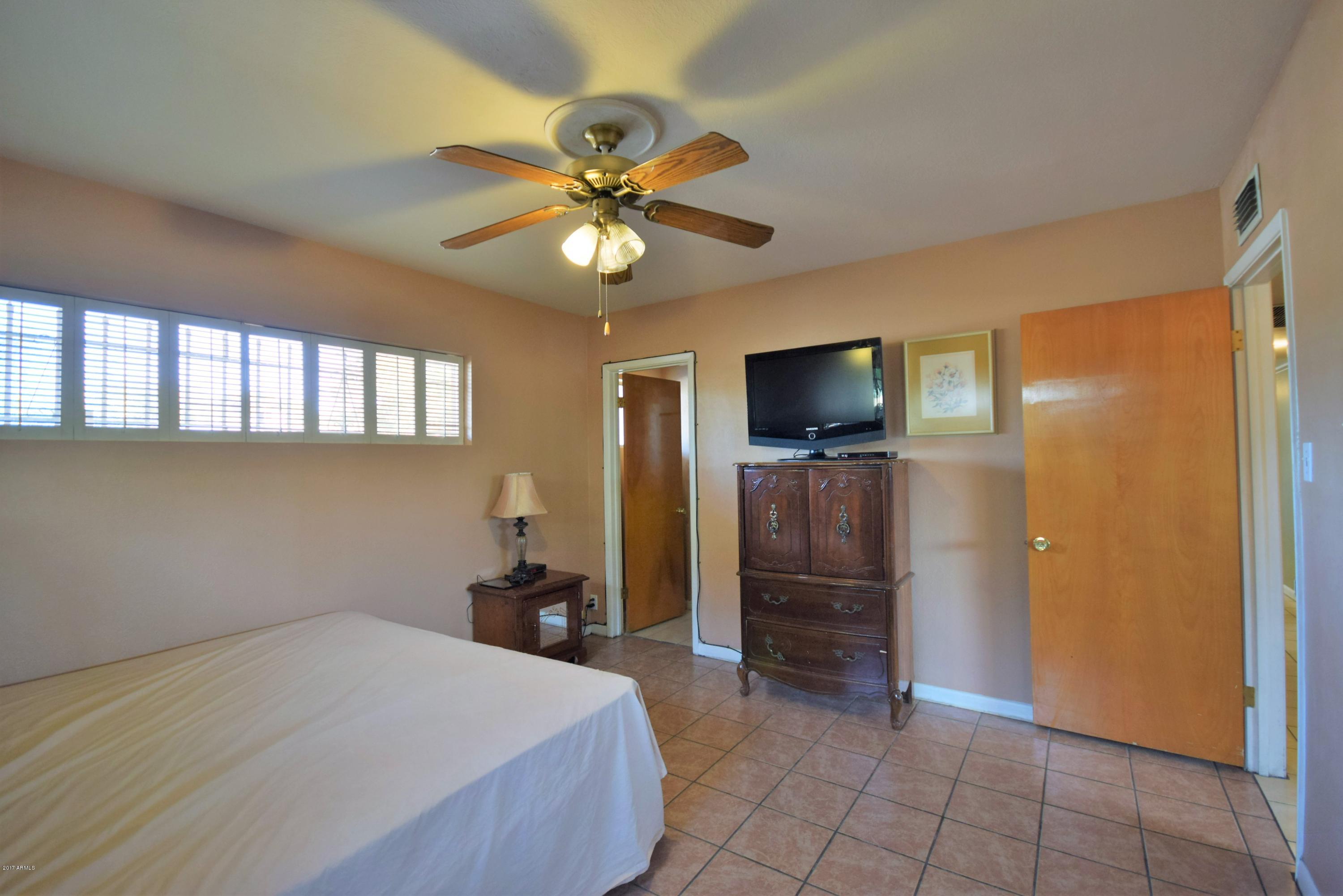 2138 West Thomas Road Phoenix, AZ 85015 - Photo 22 of 28 DSC_2434