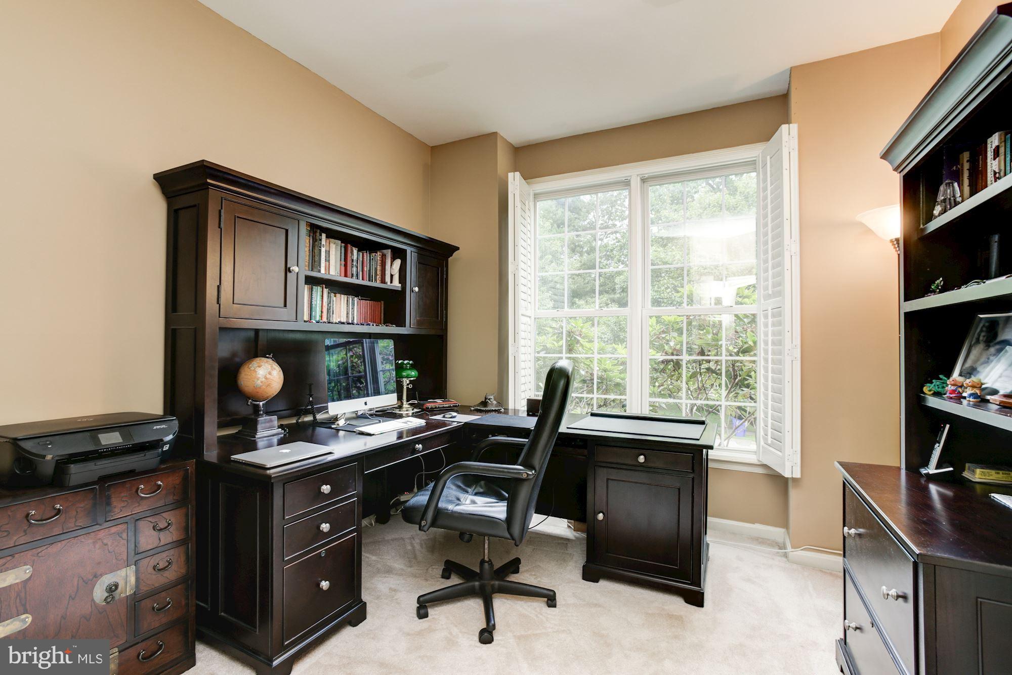 9737 Starling Road Ellicott City, MD 21042 - Photo 4 of 35 Den/ Office