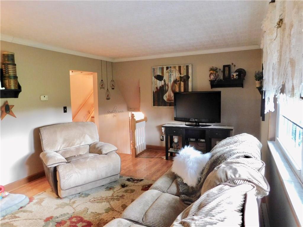171 McClelland Road New Castle, PA 16102 - Photo 8 of 24 Gallery Image 8
