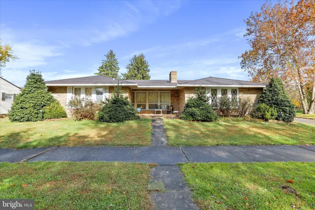 $239,900 | 224 East Potomac Street, Cumberland, MD 21502