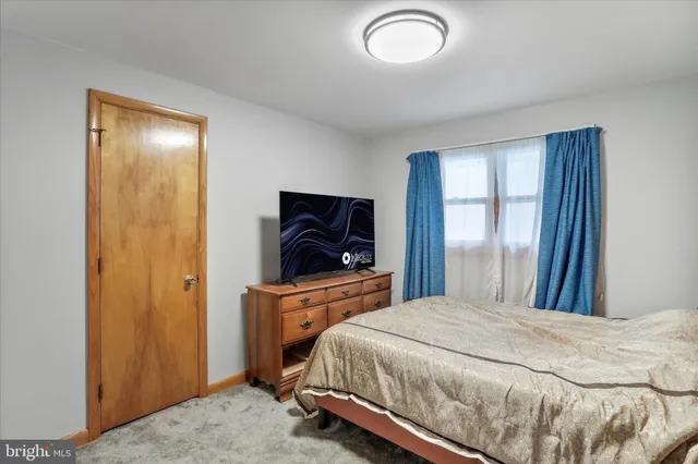 $239,900 | 224 East Potomac Street, Cumberland, MD 21502