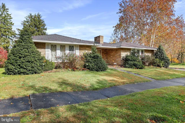 $239,900 | 224 East Potomac Street, Cumberland, MD 21502