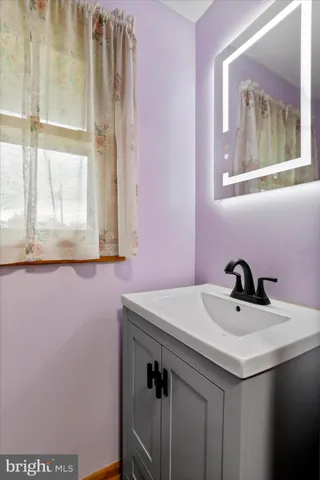 $239,900 | 224 East Potomac Street, Cumberland, MD 21502