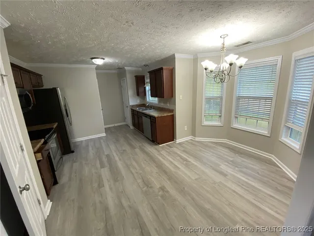 walk in closet with window