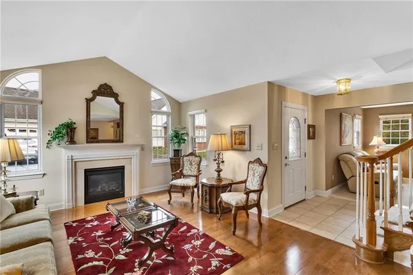 $438,000 | 5109 Hemlock Lane, Murrysville, PA 15668