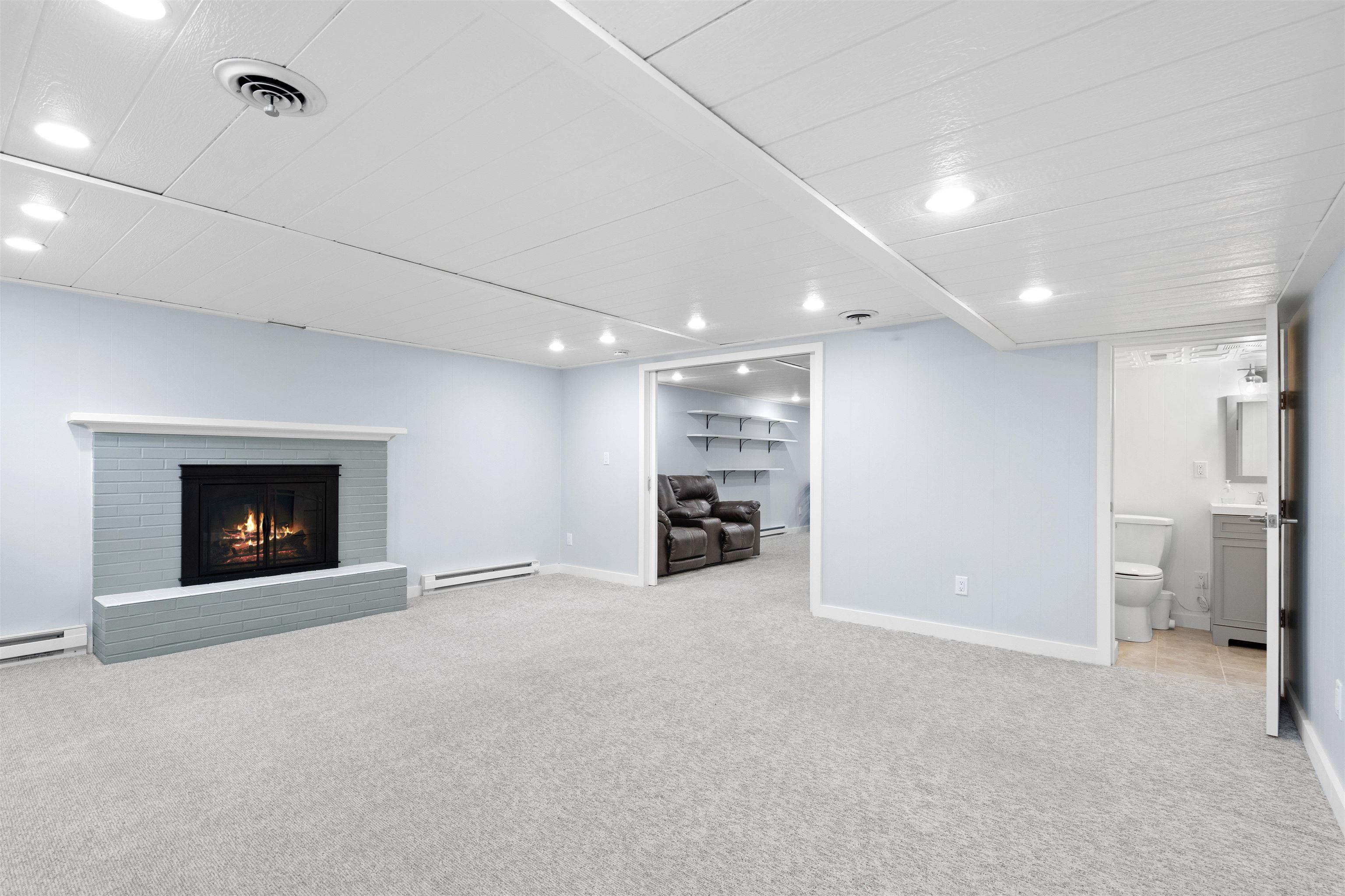 1427 East Springhill Road Warsaw, IN 46580 - Photo 33 of 36 Gallery Image 33
