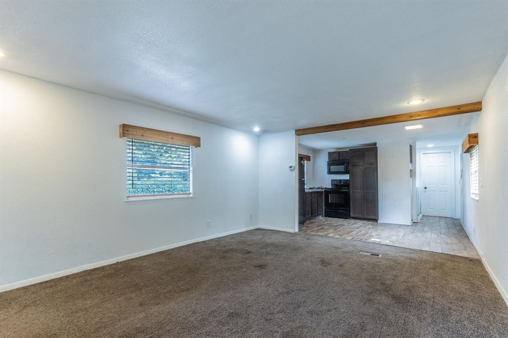 512 River Park Road McGregor, TX 76657 - Photo 6 of 19