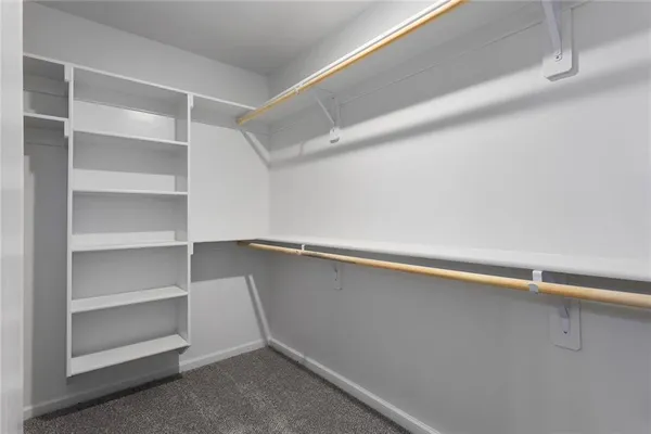 $379,900 | 702 Red Clover Court, Raymore, MO 64083