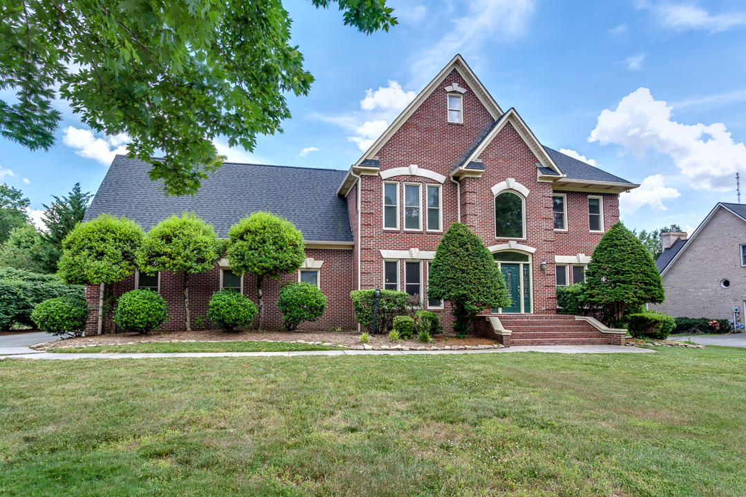 14 Raintree Place Oak Ridge, TN 37830 - Photo 2 of 40 14 Raintree Pl