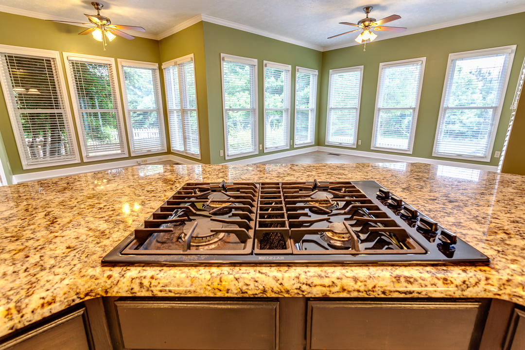 14 Raintree Place Oak Ridge, TN 37830 - Photo 17 of 40 Kitchen