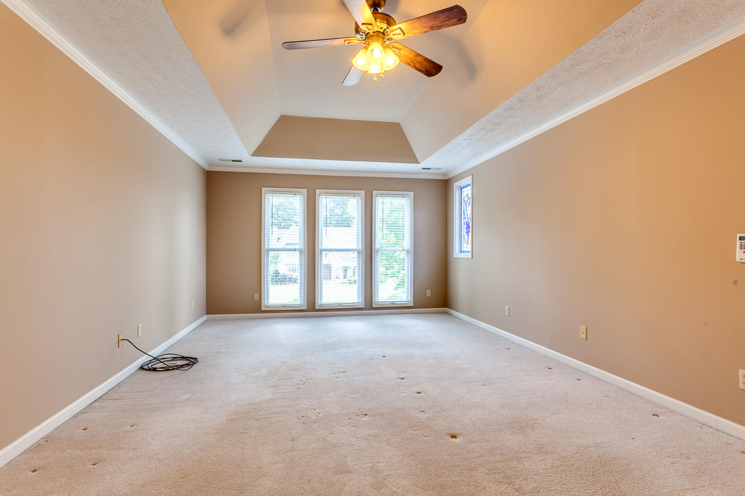 14 Raintree Place Oak Ridge, TN 37830 - Photo 31 of 40 Master Bedroom