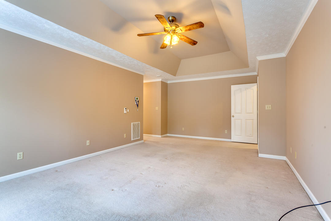 14 Raintree Place Oak Ridge, TN 37830 - Photo 32 of 40 Master Bedroom