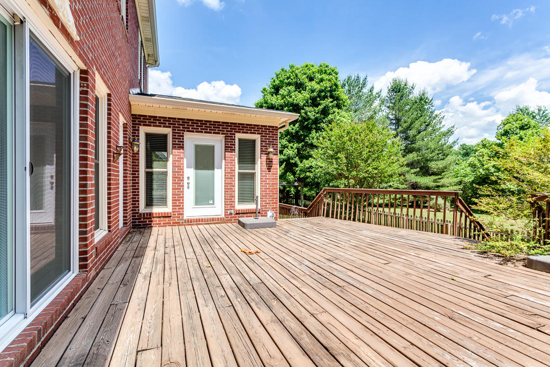 14 Raintree Place Oak Ridge, TN 37830 - Photo 37 of 40 Deck