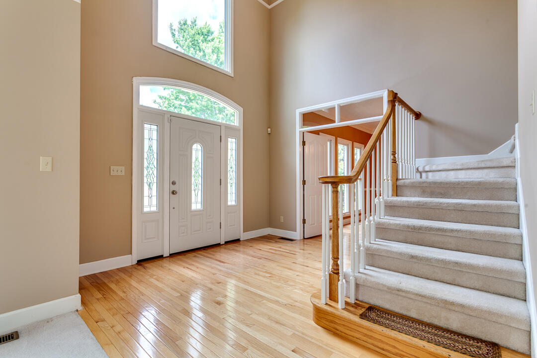 14 Raintree Place Oak Ridge, TN 37830 - Photo 5 of 40 Entry