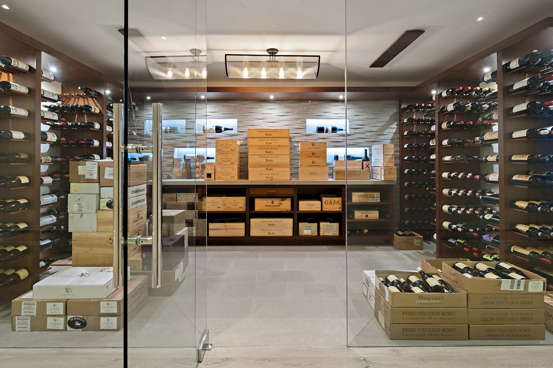 39 Compo Parkway Westport, CT 06880 - Photo 32 of 40 a view of a room with racks