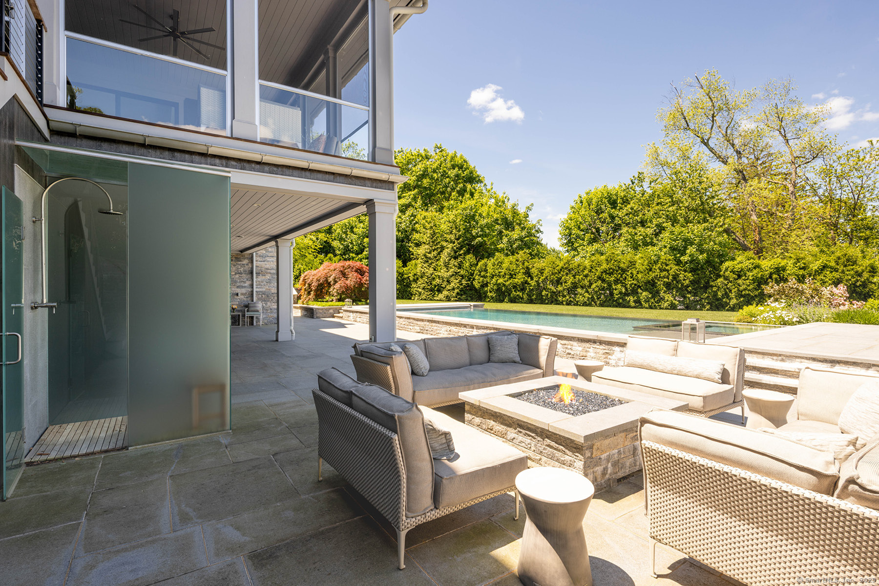 39 Compo Parkway Westport, CT 06880 - Photo 37 of 40 a outdoor living space with furniture and city view