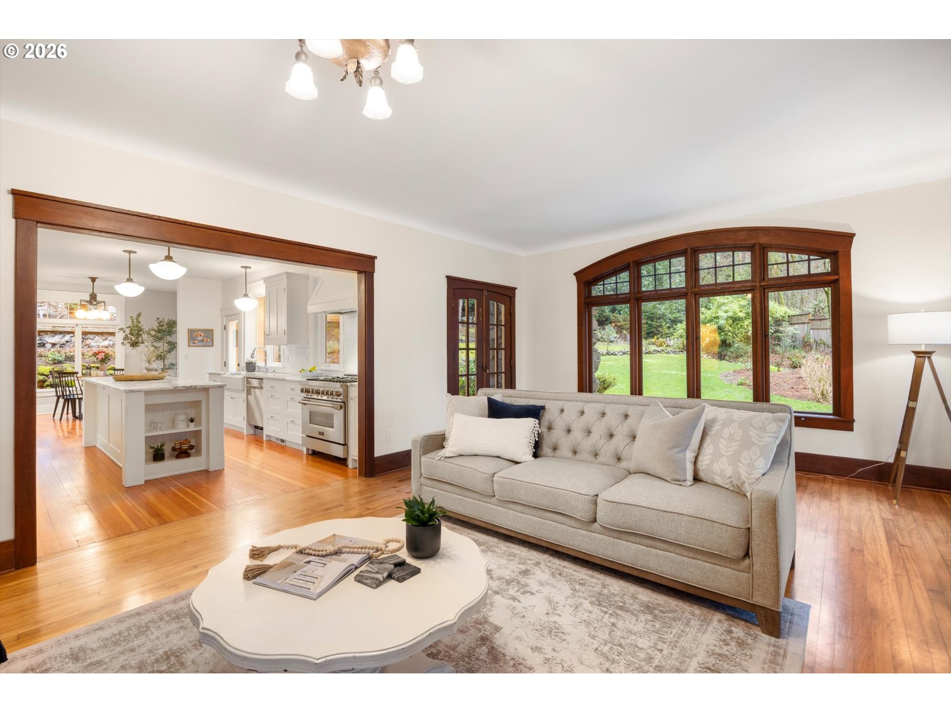 49 Southwest Briarwood Road Lake Oswego, OR 97034 - Photo 14 of 48 Living Room