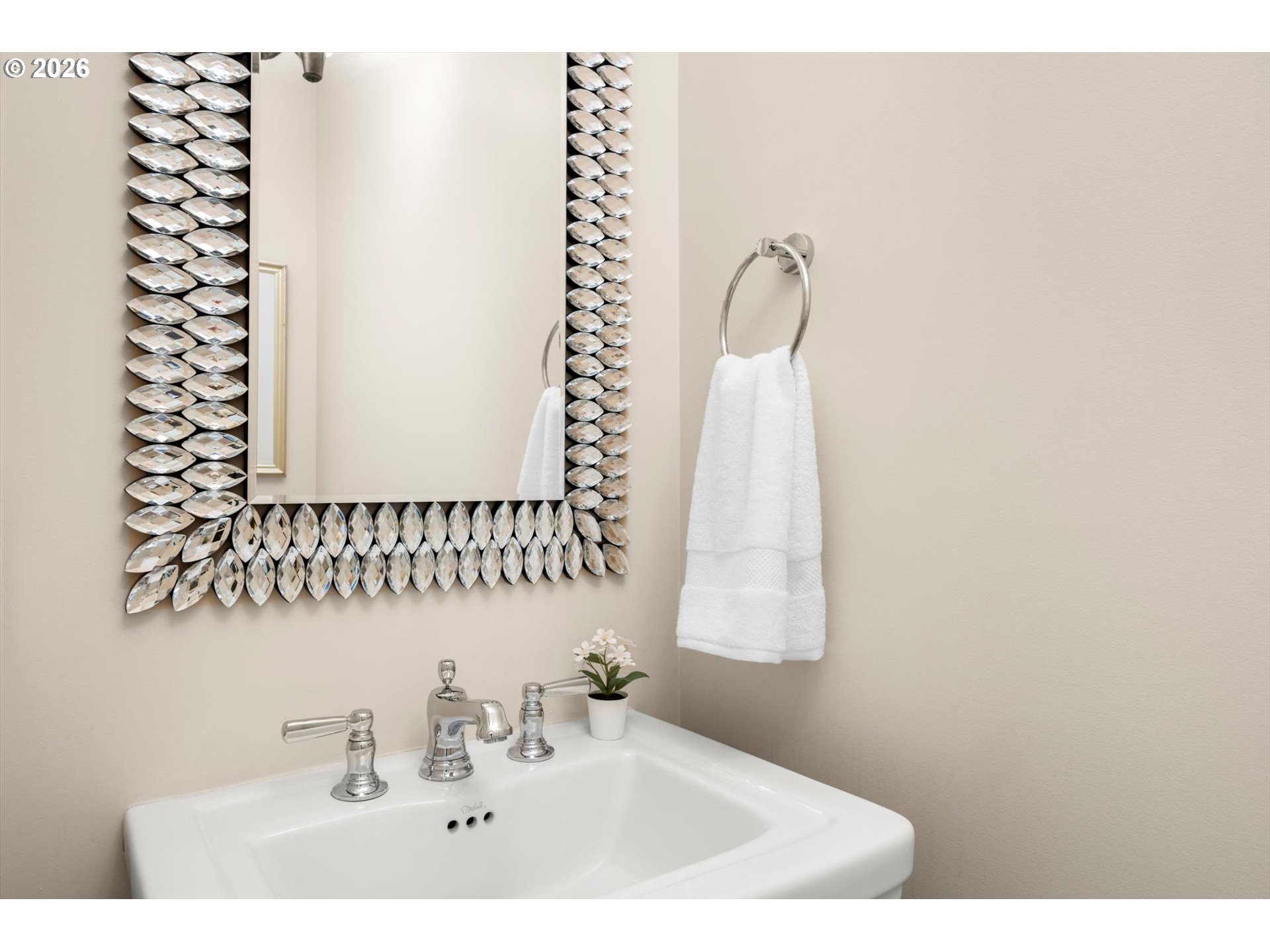 49 Southwest Briarwood Road Lake Oswego, OR 97034 - Photo 22 of 48 Bathroom