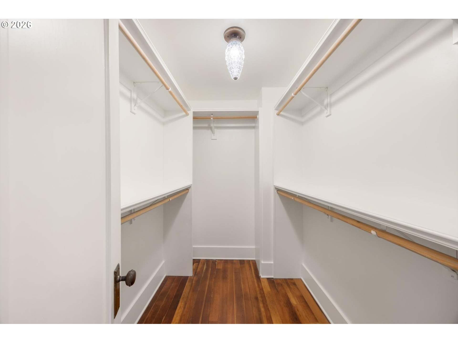 49 Southwest Briarwood Road Lake Oswego, OR 97034 - Photo 29 of 48 Primary Bedroom