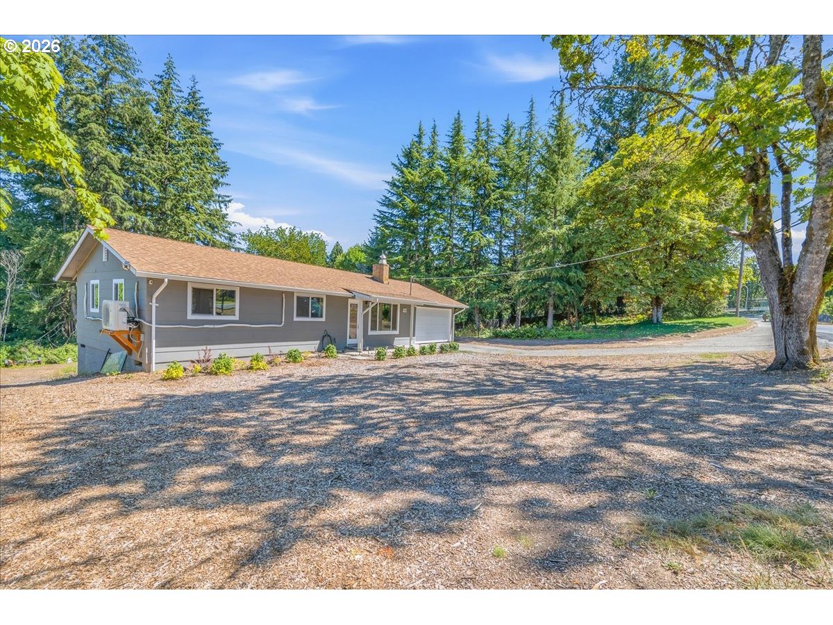 7028 Southeast Hogan Road Gresham, OR 97080 - Photo 5 of 37