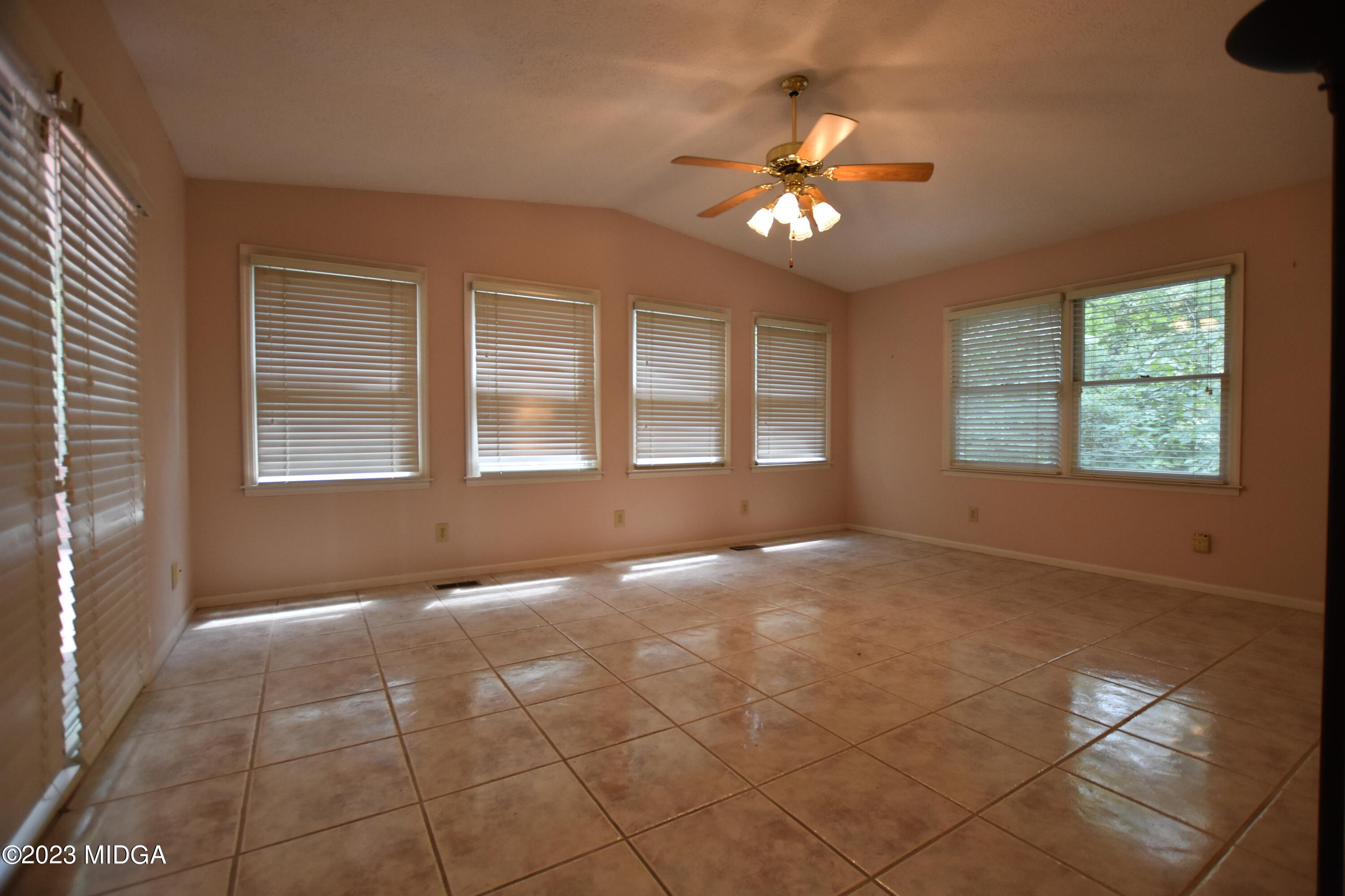 2994 Rolling Road Macon, GA 31204 - Photo 11 of 27 a view of an empty room with a window