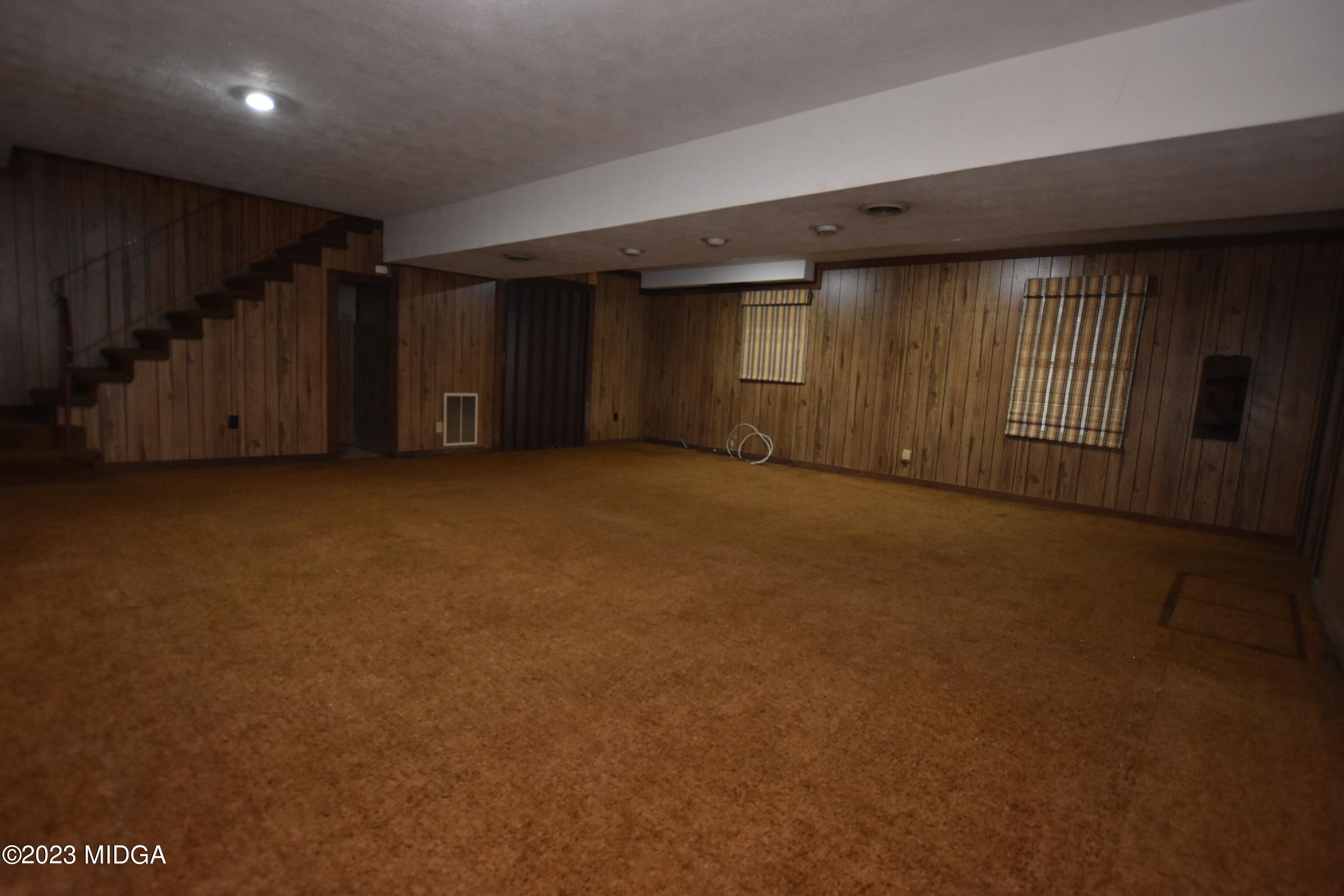 2994 Rolling Road Macon, GA 31204 - Photo 23 of 27 a view of a livingroom with an empty space