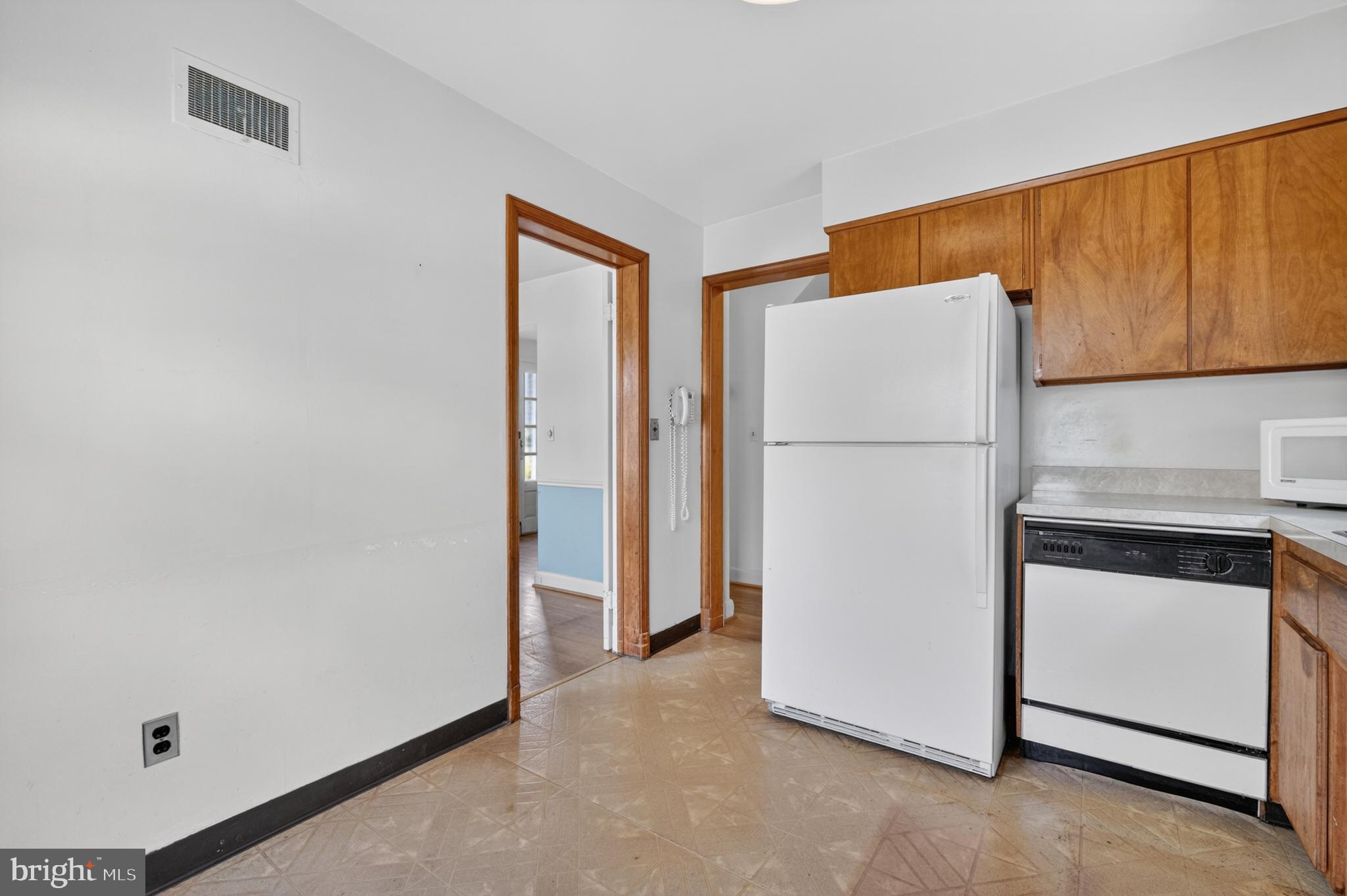 112 Gorsuch Road Lutherville-Timonium, MD 21093 - Photo 7 of 29