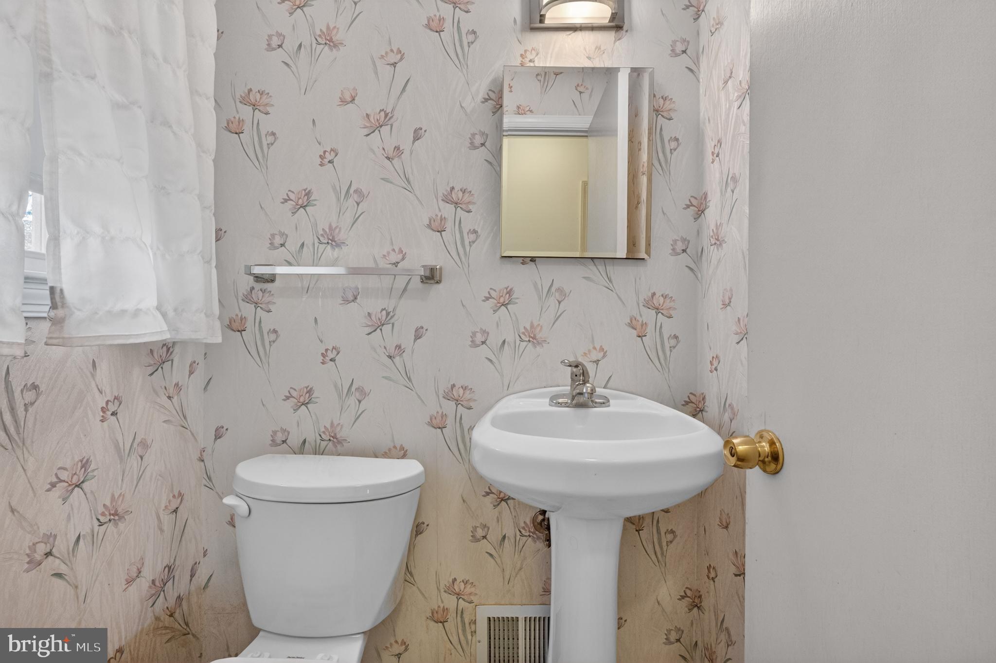 112 Gorsuch Road Lutherville-Timonium, MD 21093 - Photo 10 of 29