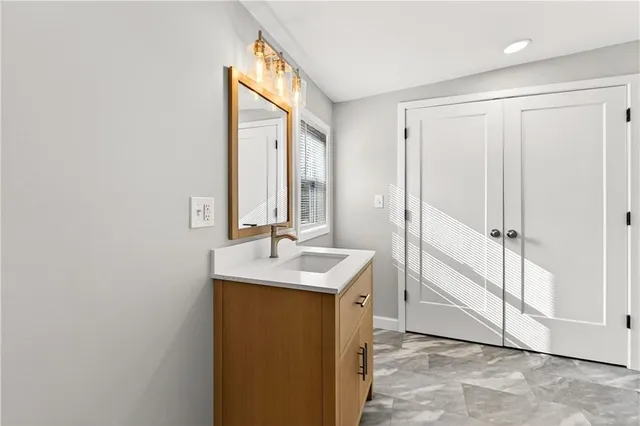 $250,000 | 7409 East 51 Street, Kansas City, MO 64129