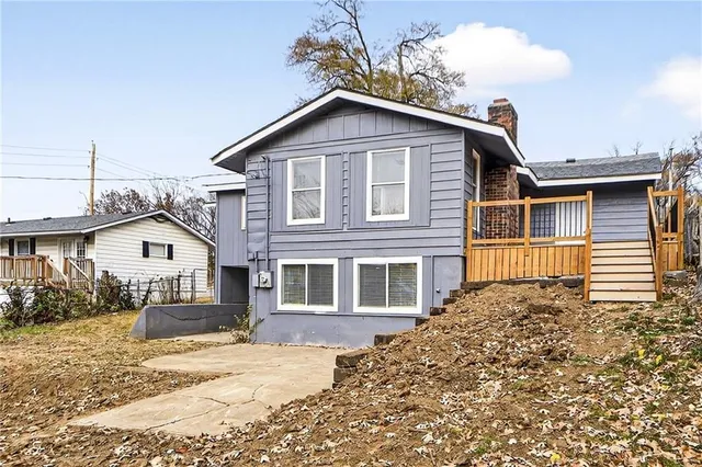 $250,000 | 7409 East 51 Street, Kansas City, MO 64129