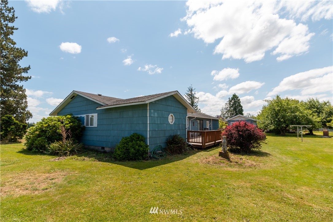 659 Spencer Road Toledo, WA 98591 - Photo 19 of 25 a front view of a house with a yard