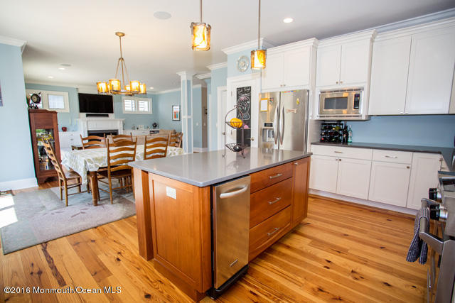 95 Narrumson Road Manasquan, NJ 08736 - Photo 4 of 24 95narrumson_5712