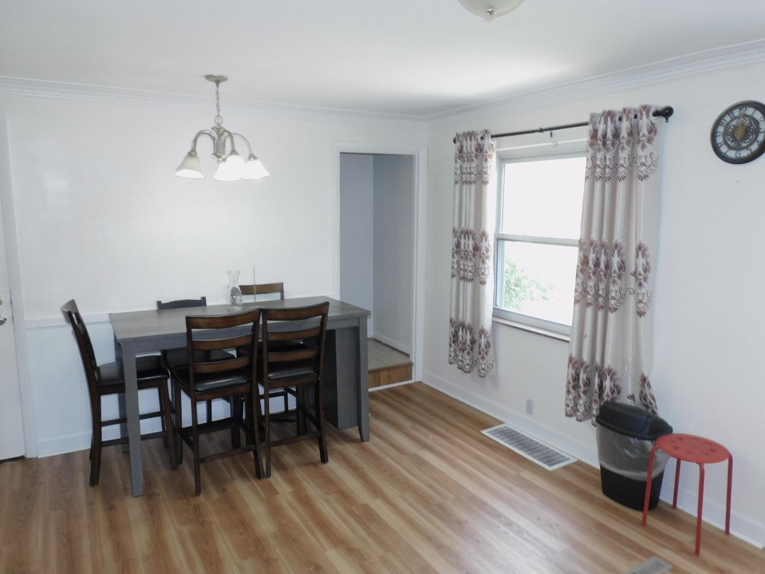 5934 Lawrence Road Cincinnati, OH 45248 - Photo 12 of 26