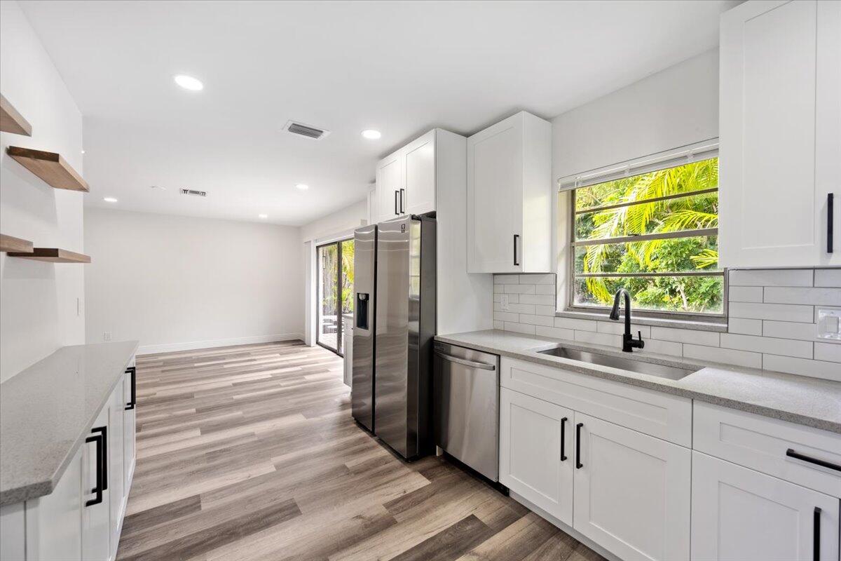198 Bobwhite Road Royal Palm Beach, FL 33411 - Photo 12 of 30 12-DSC_6966