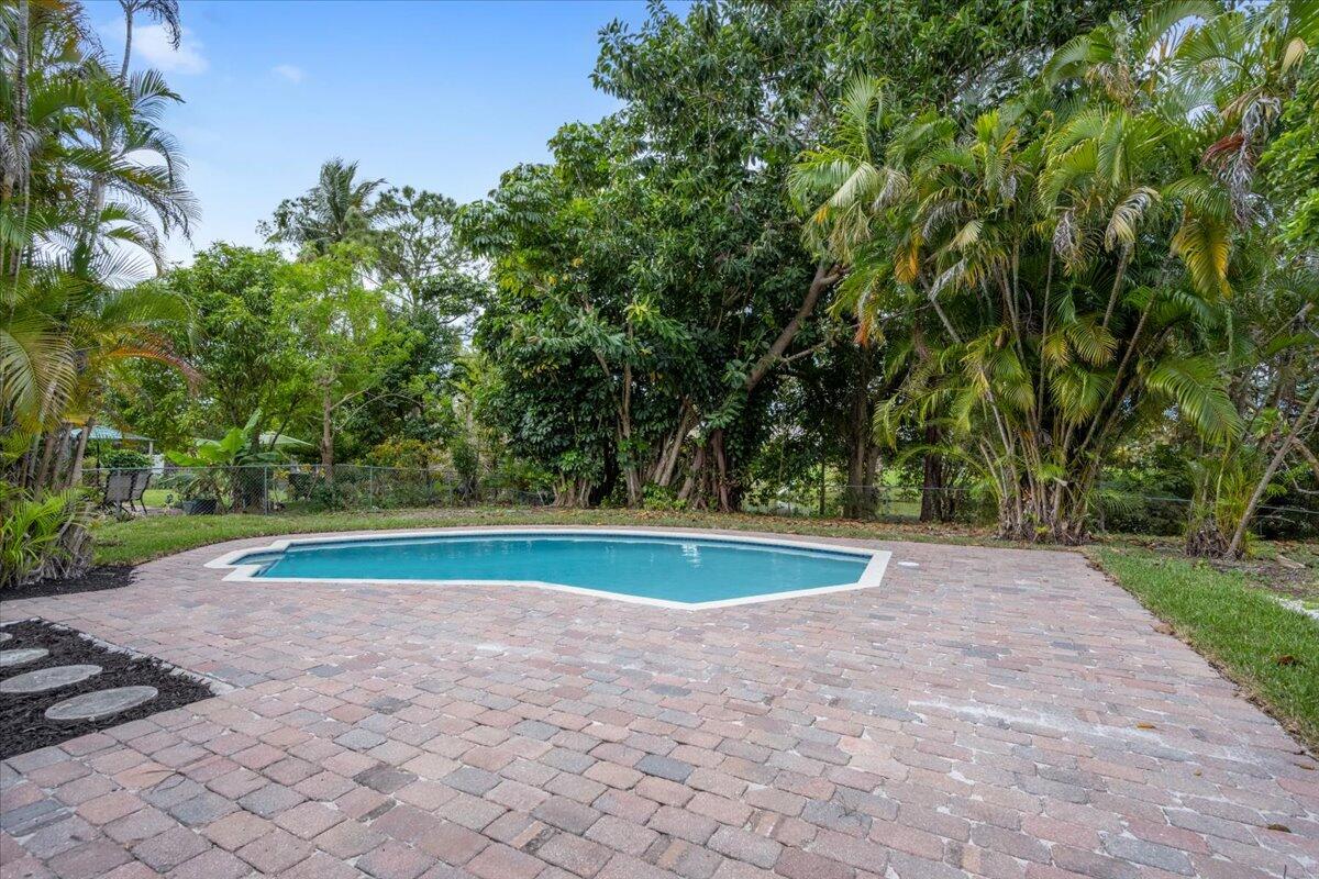 198 Bobwhite Road Royal Palm Beach, FL 33411 - Photo 26 of 30 28-DSC_6979-Edit